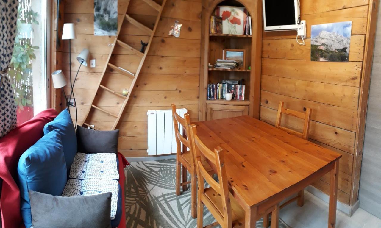 Отель Patin Couffin Puyloubier Экстерьер фото